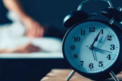 Fattori che incidono sulla qualità del sonno:  apnee notturne, mancanza di magnesio e cattiva alimentazione.