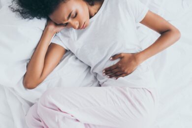 Sonno, stress e squilibri intestinali: una connessione con il tumore del colon?